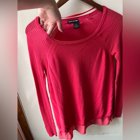 DKNY dark pink sweater with textured arm sleeves. Size extra small. - Picture 3 of 4